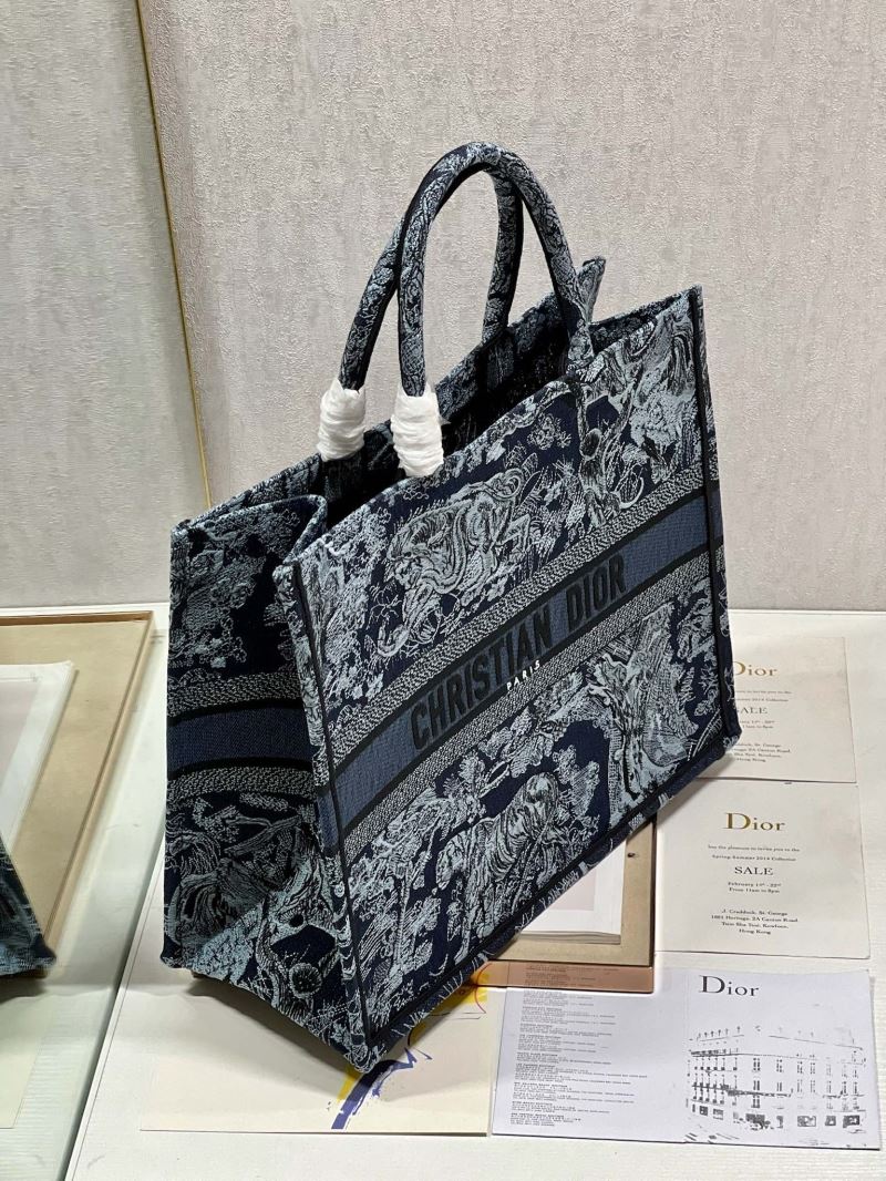 Christian Dior Shopping Bags